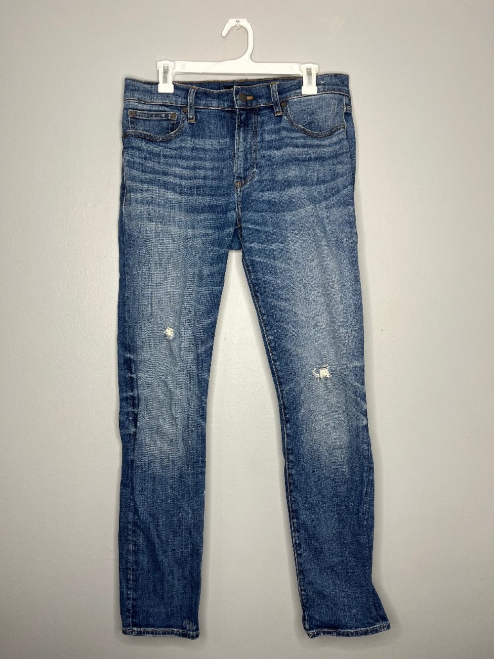 Madewell Distressed Slim Skinny Mid-Wash Blue Jeans